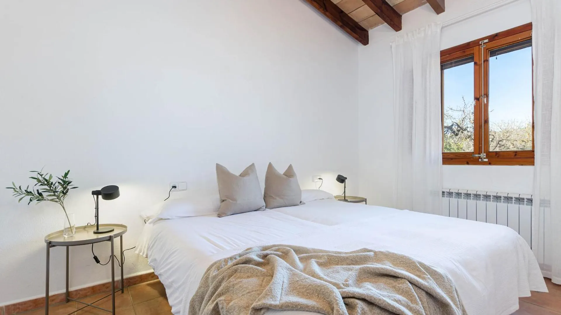 Yourhouse Lemontree Villa Lloseta