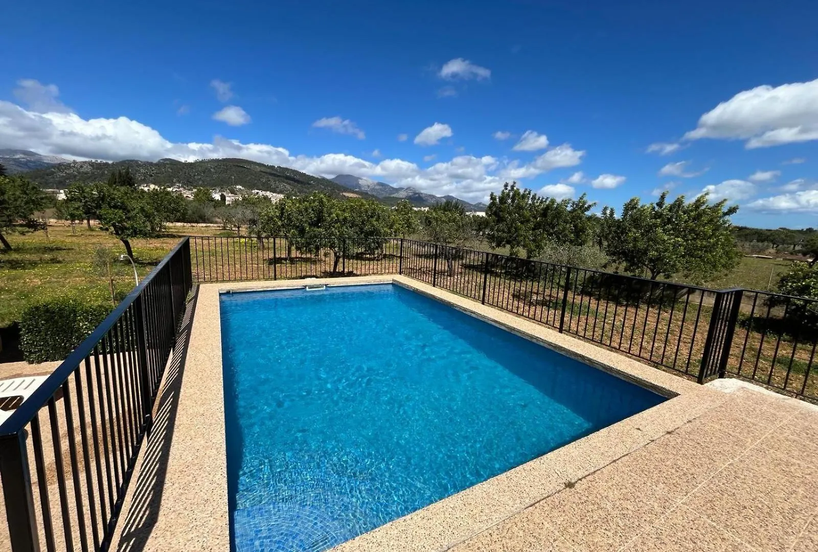 Yourhouse Lemontree Villa Lloseta